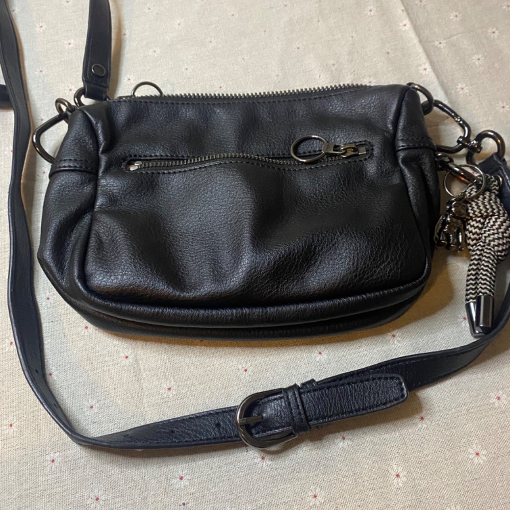 Kipling Black crossbody bag with monkey charm - Picture 3 of 4